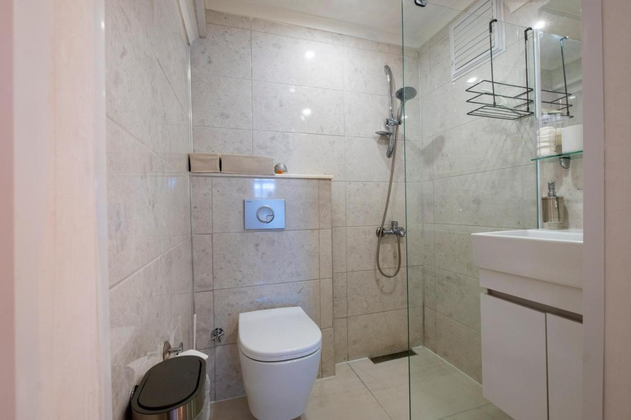 Ezgi'S Apartment With Terrace In Marmaris Exterior foto